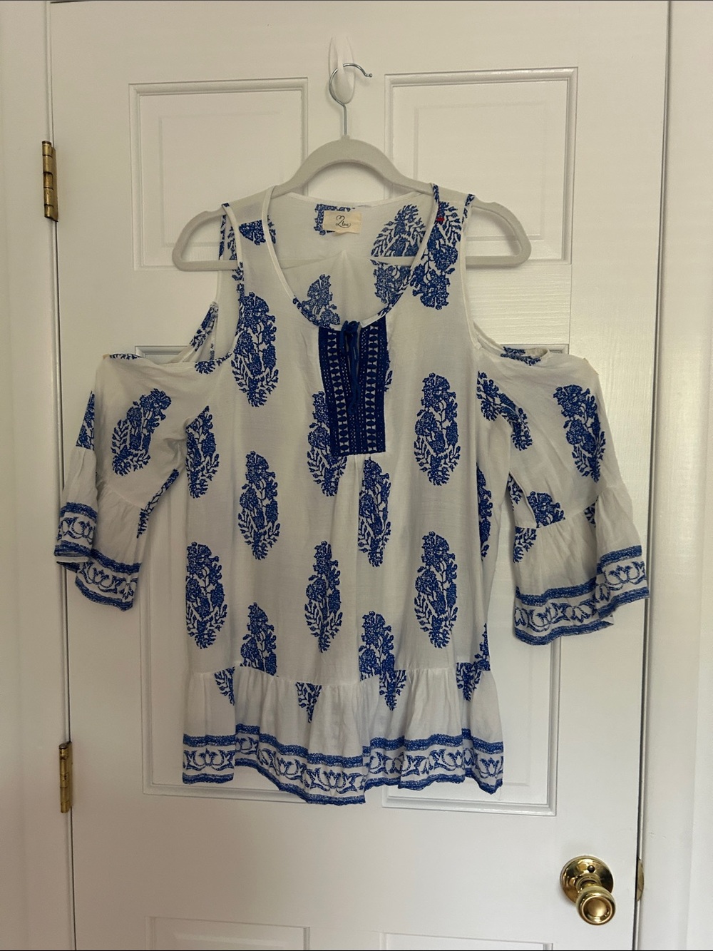 T2 Love White Cold-Shoulder Tunic with Blue Floral Print